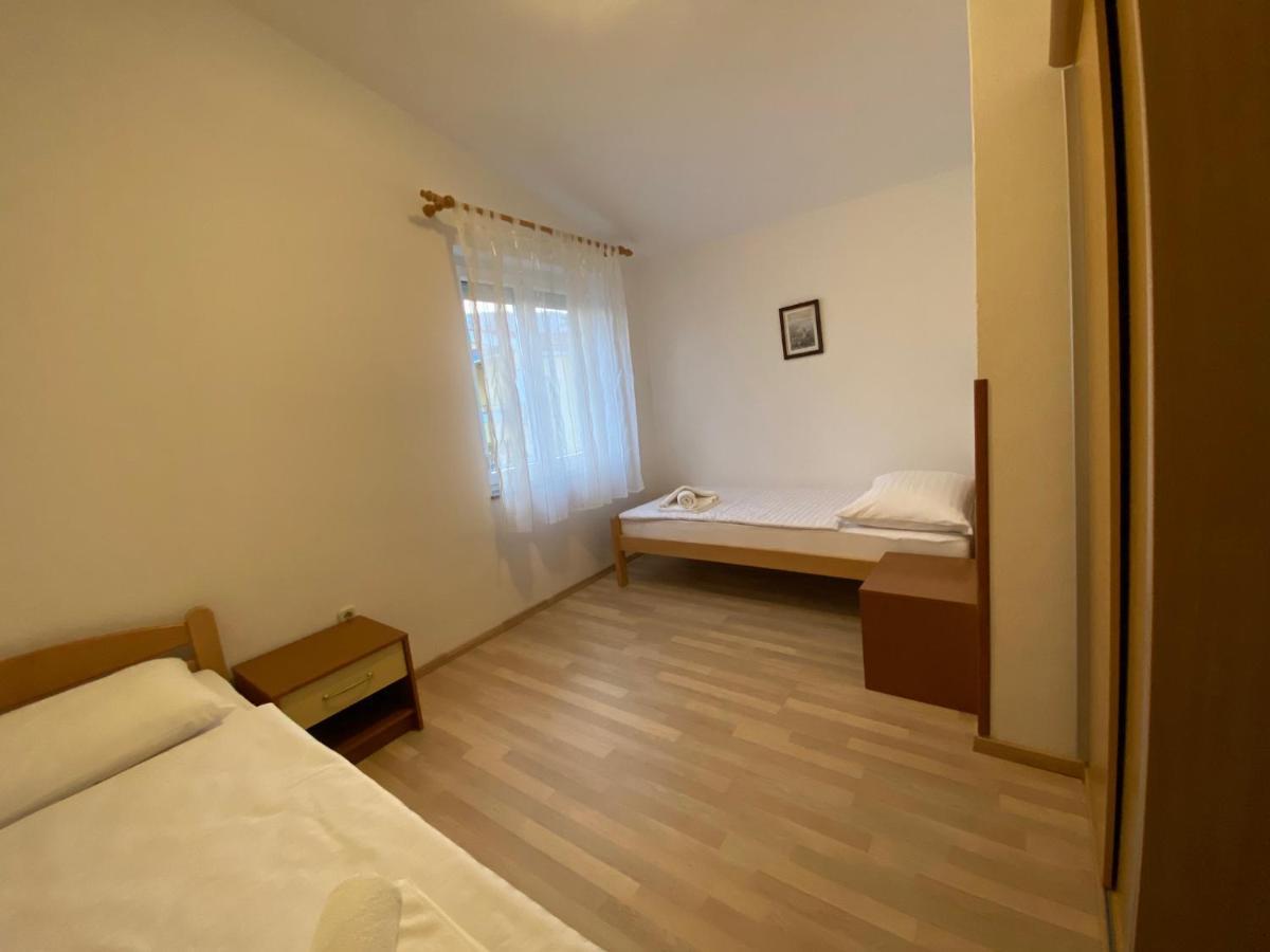 Apartmani Tamara Baska Екстериор снимка