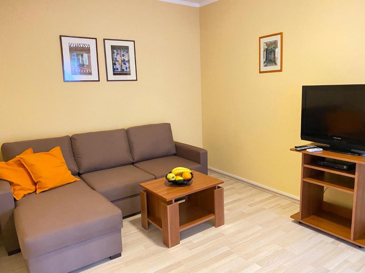 Apartmani Tamara Baska Екстериор снимка