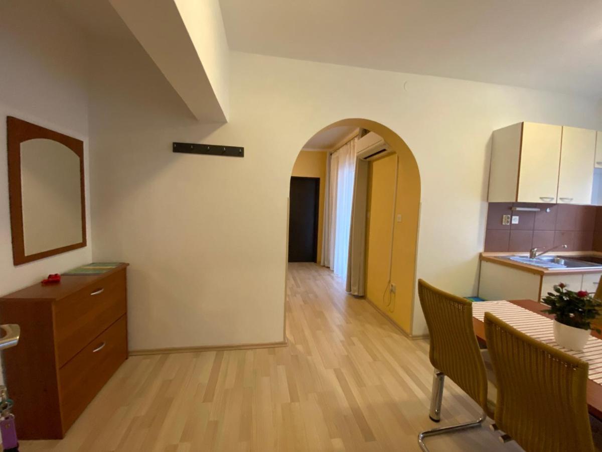 Apartmani Tamara Baska Екстериор снимка
